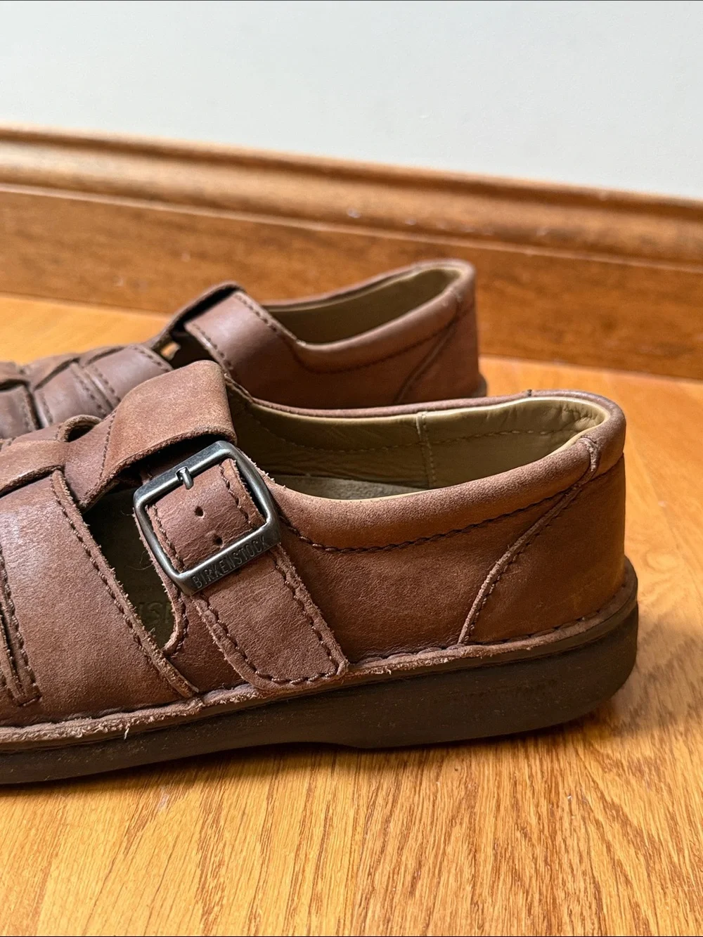 Birkenstock Fisherman Sandals Brown Leather Adjustable Buckle EU 43 US 10 Narrow